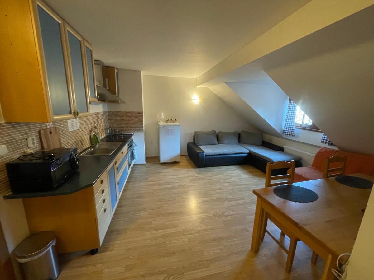Apartmán Alva 3 Mikulov Exteriér fotografie